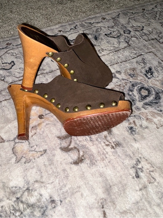 It’s happening Shoes - Y2K IT'S Happening Brown Suede Slip-On Clogs